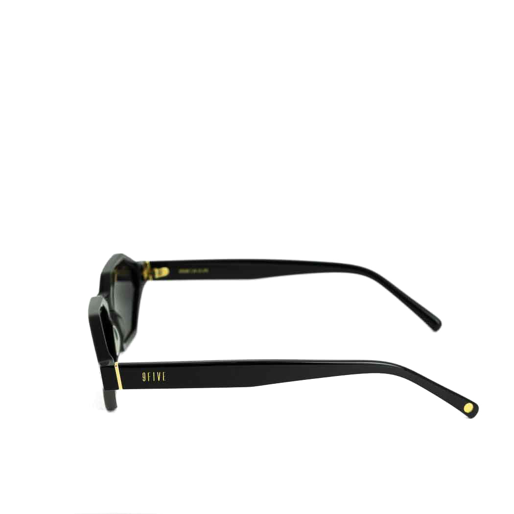 docks grey blk 24kt gld_3 9Five DOCKS