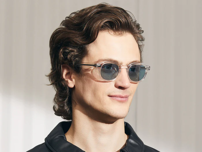 lemtosh-sun-model-pos-12_700x Moscot LEMTOSH SUN - Ruby